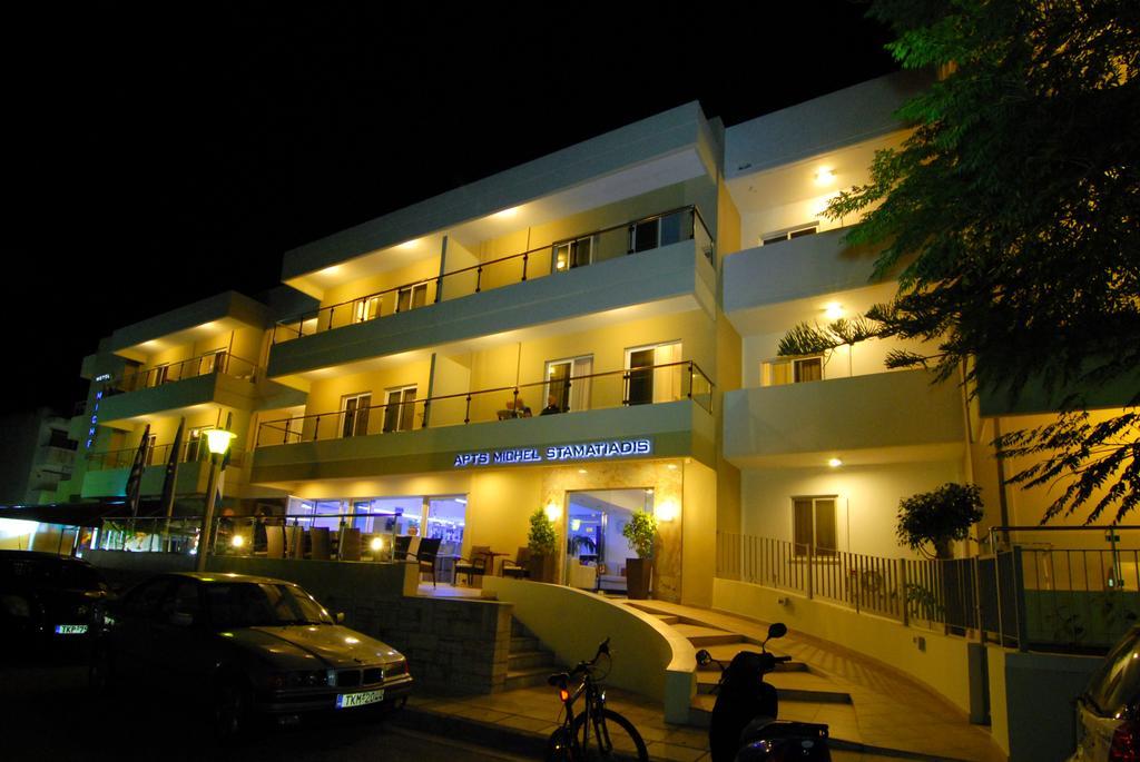 Michel Apartments コス・タウン エクステリア 写真